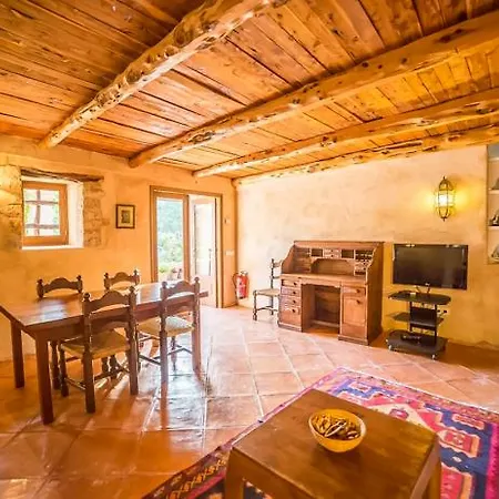 Rural Pujolet 4* Santa Agnes de Corona